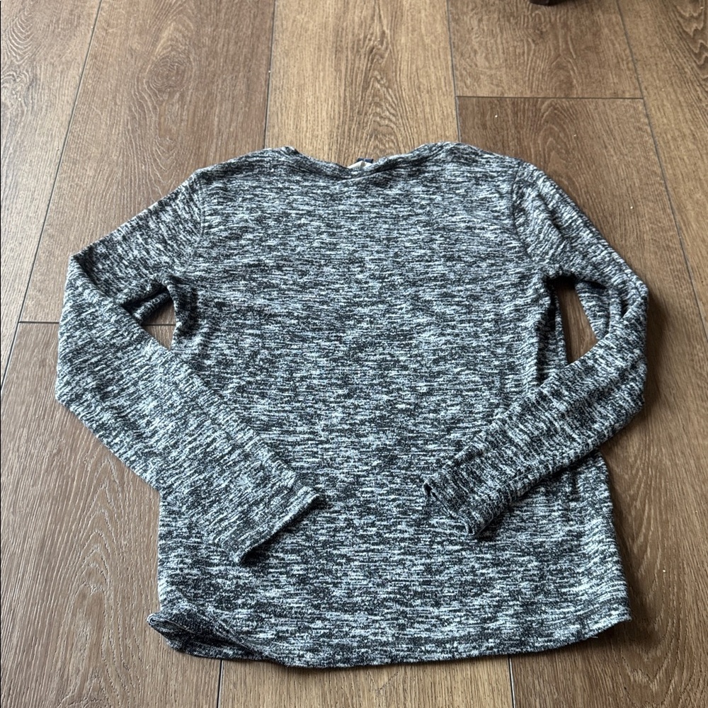 Universal Thread Dark Heather Gray Long Sleeve - image 4